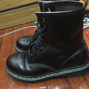 Wine Dr. Martens Air Waves NEAR NEW